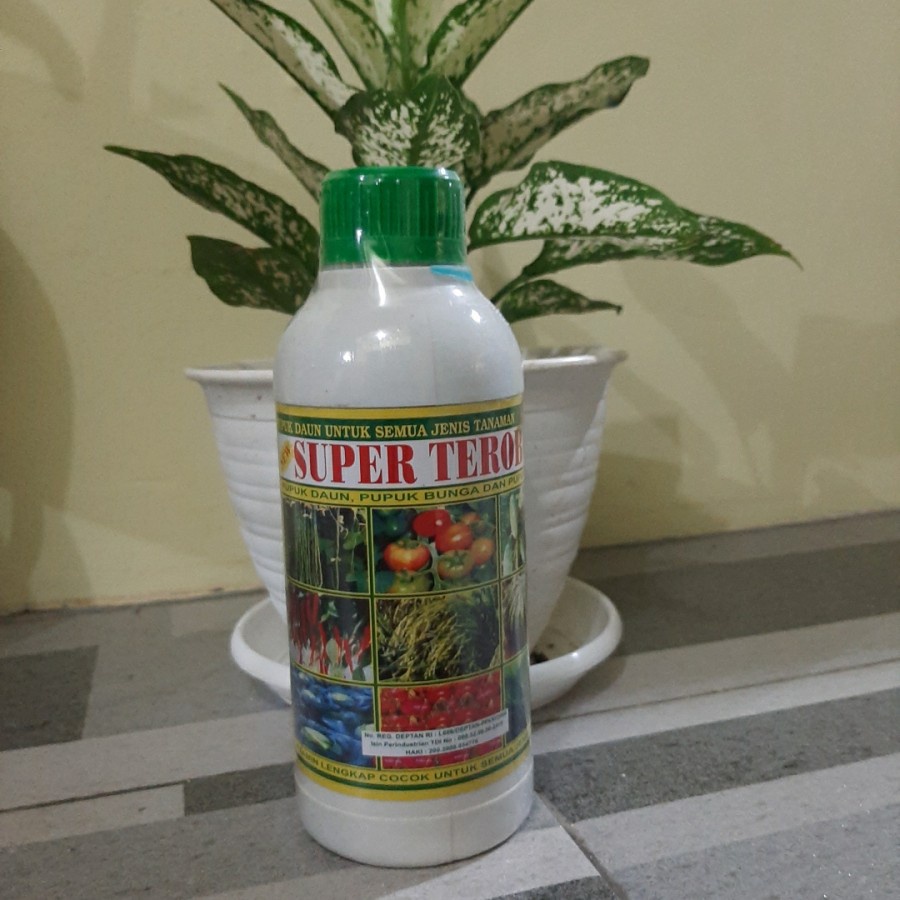 Pupuk Super Terobos Untuk Daun Bunga dan Buah 500ML