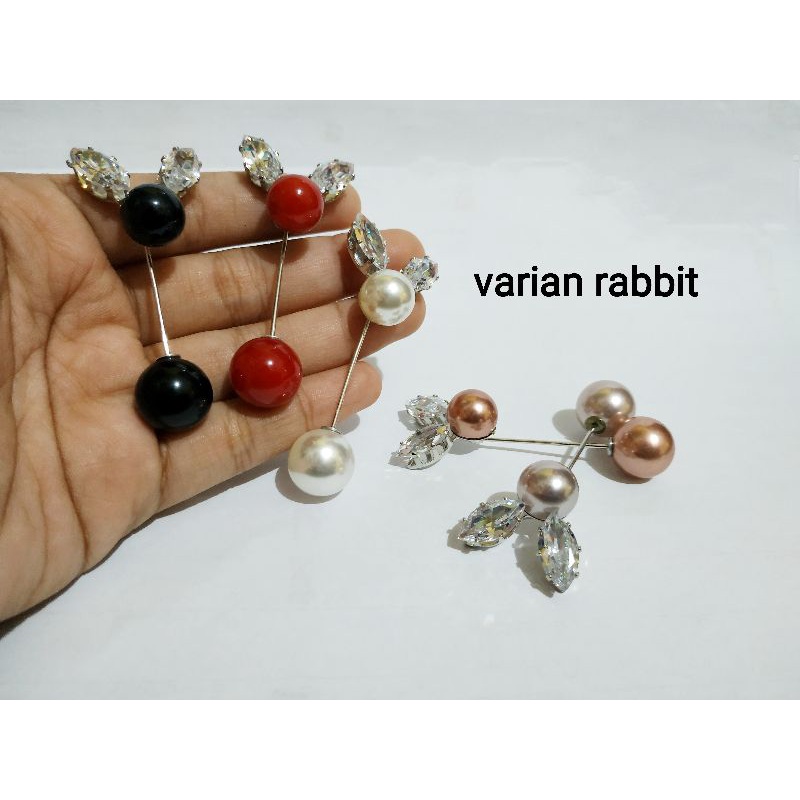 RT22 Tuspin Mutiara Warna 2 Mata/Rabbit 5cm