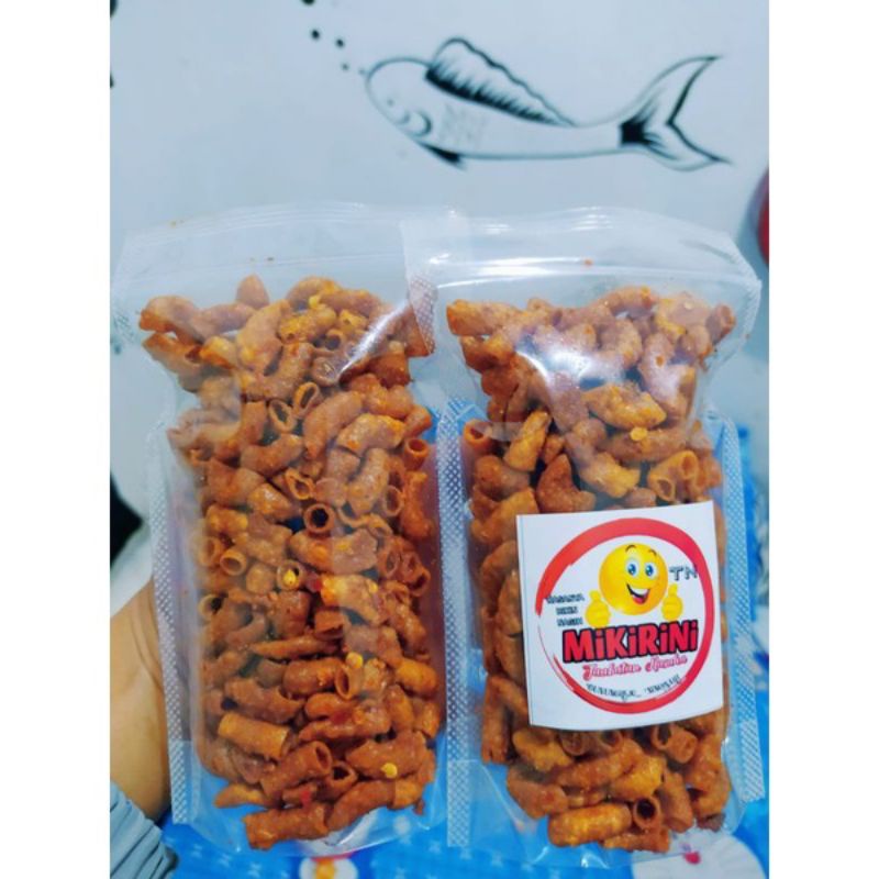 

Snack Makanan Ringan Camilan Pedas Makanan Pedas 2pcs