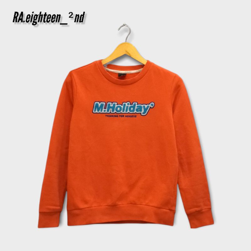 CREWNECK M.HOLIDAY SECOND (SWEATER M.HOLIDAY BEKAS)