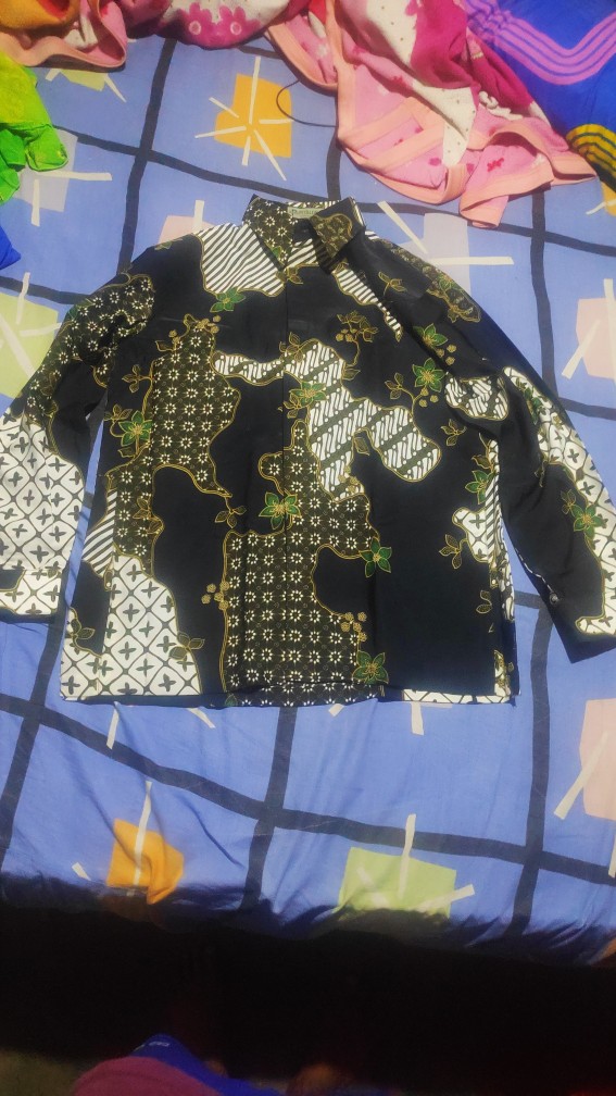 Kemeja Batik Semi Sutra Shyntetic Premium Exclusive Puring Istimewa Bahu Pakai Busa