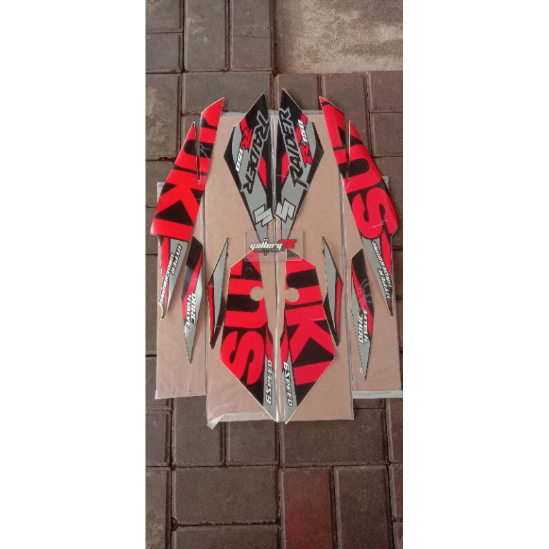 striping Suzuki Raider R150 merah lospack original