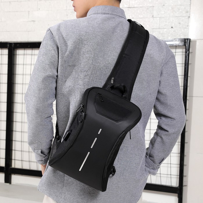 2020 New Korean Chest Bag USB Kecil MB897