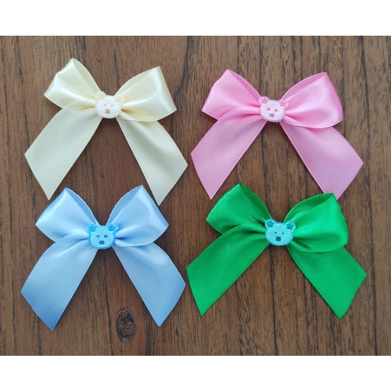 

aplikasi pita jadi / pita satin untuk bungkus kado