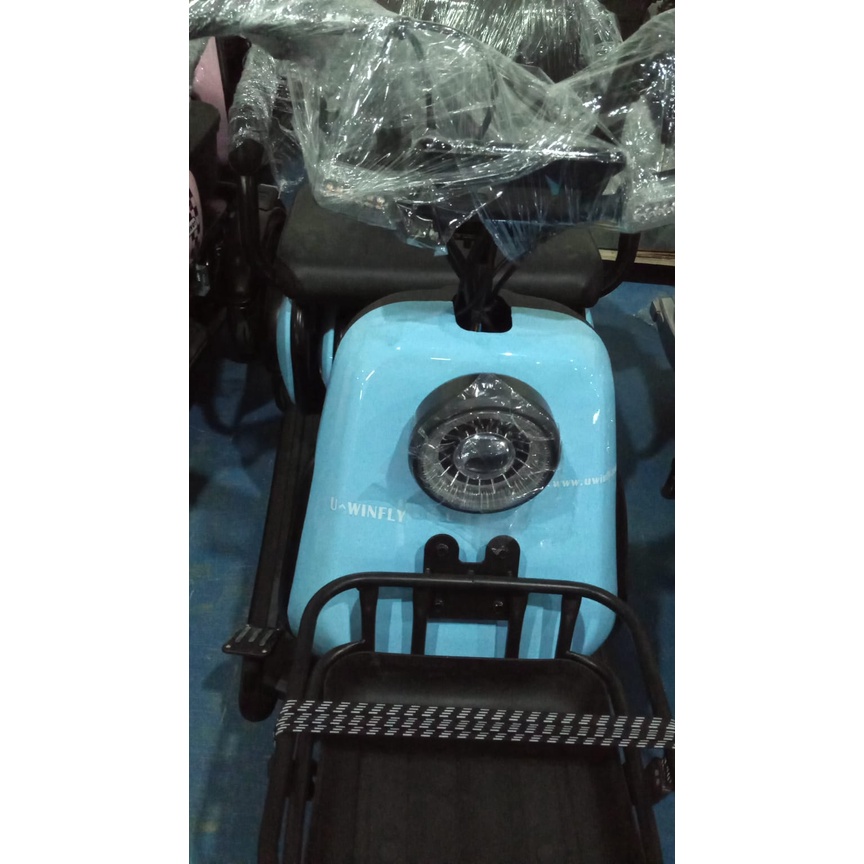 Sepeda Motor Listrik Tipe Uwinfly Maleo Roda Tiga Disc Brake By UWINFLY Garansi SNI untuk orang tua 4 ban 3 baris kursi anti jatuh kuat 250 kg keranjang dan bisa lipat kursi-8