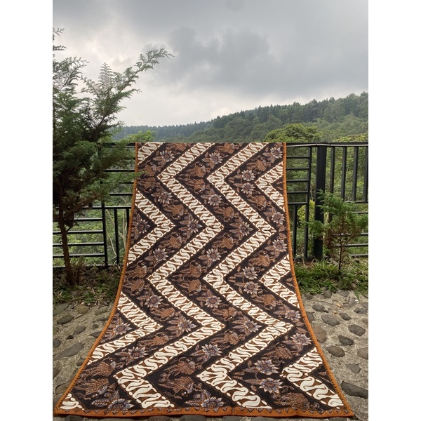 KAIN PANJANG BATIK SUTRA ATBM TULIS ASLI PEKALONGANN