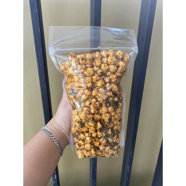 

Pilus Cikur Pedas Daun Jeruk 250 Grm | Cemilan Cukur Pedas