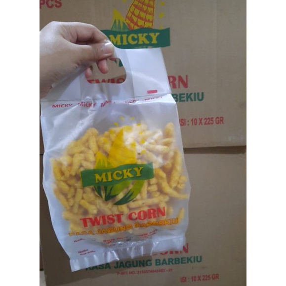 

Twistcorn kemasan bag / snack kiloan makanan ringan