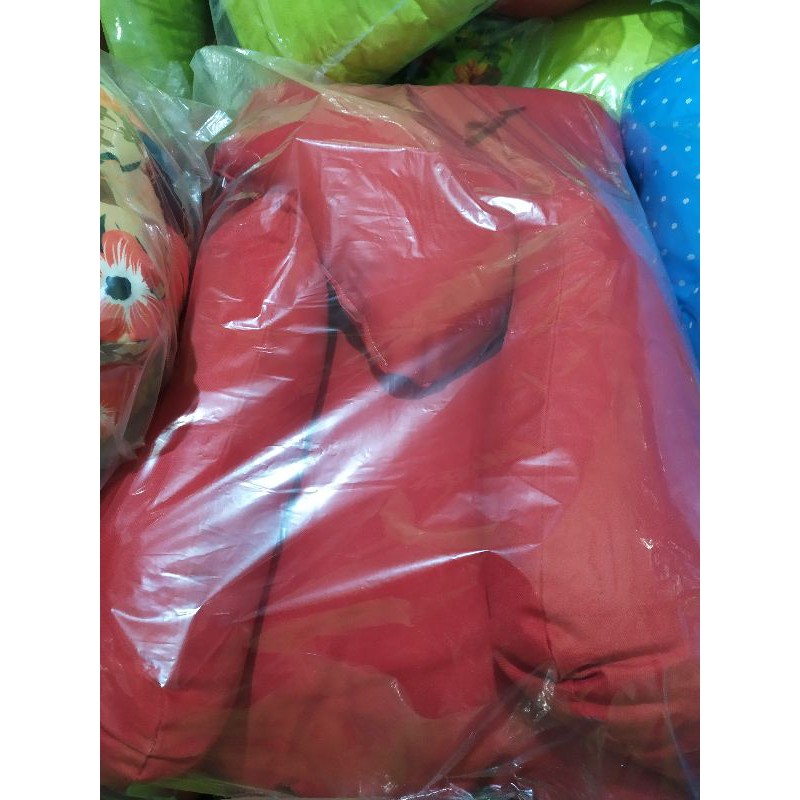 bantal ayunan gantung