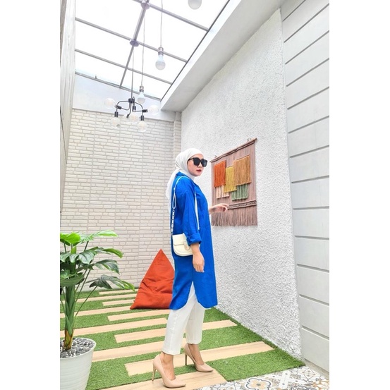 Yola Basic Dress