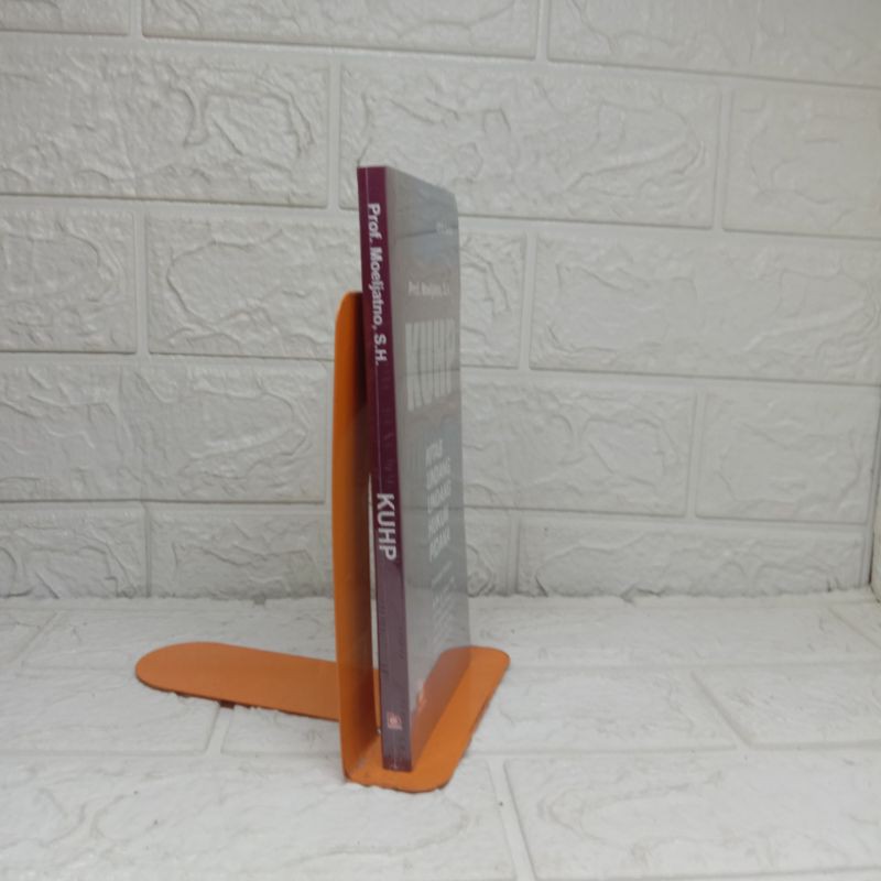 KUHP kitab undang undang hukum pidana-2