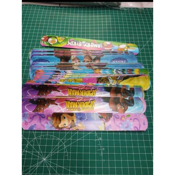 

20 pcs penggaris lipat karakter/penggaris gelang