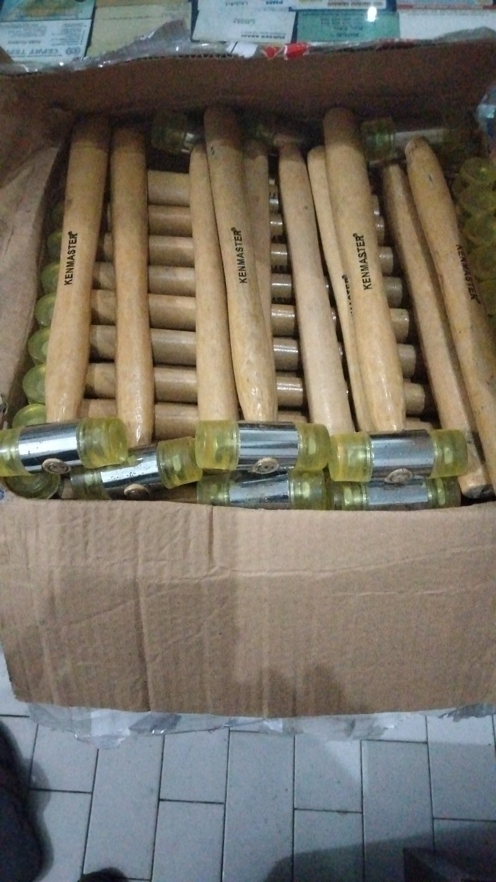 Kenmaster Palu Karet 25 Mm Gagang Kayu Kuning Nylon 2 Sisi
