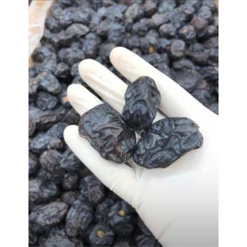 

Kurma Ajwa Box Az-Zahra 500 Gram