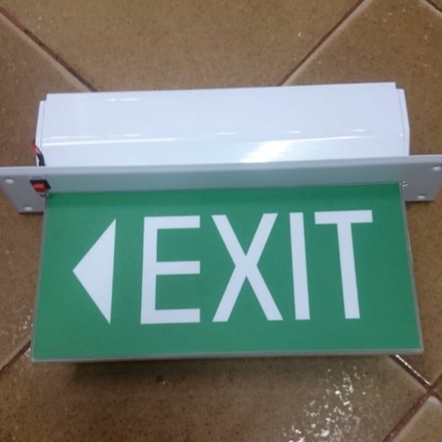Lampu emergency exit lampu darurat exit