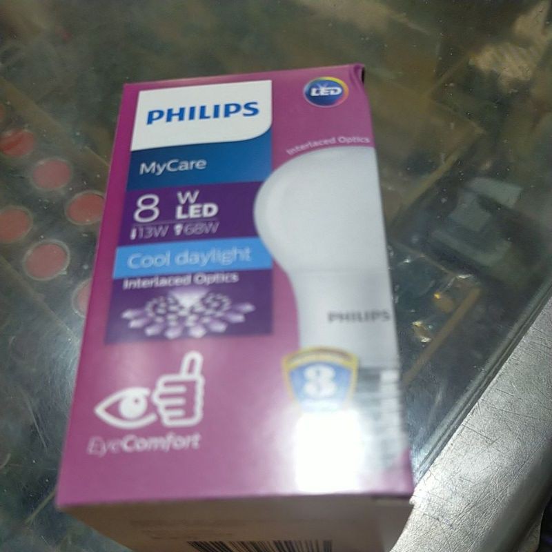 Bola lampu Philips 8 Watt