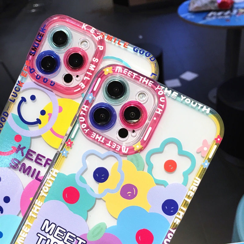 Casing Belakang Pola Bunga + Smiley Face Warna Acak Untuk Iphone