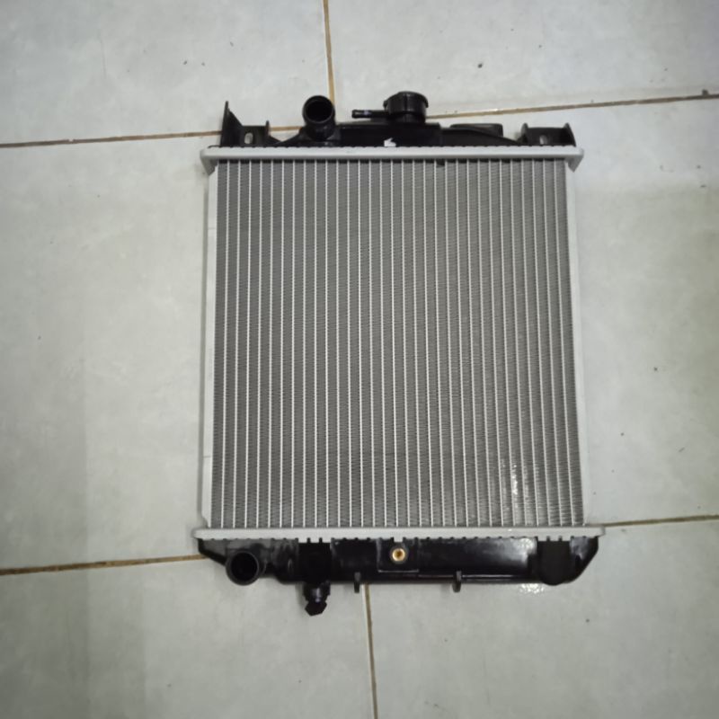 Radiator suzuki esteem 1,3
