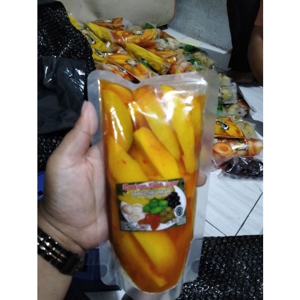 

asinan mangga pedas 400 gram