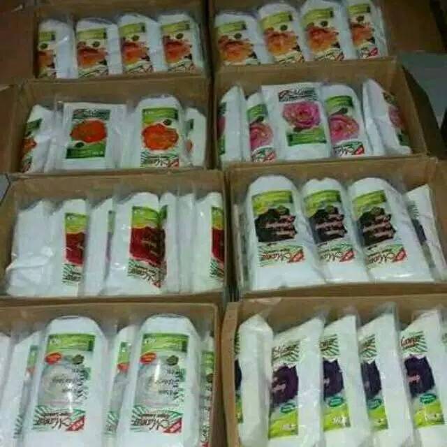 MARWAH PEWANGI LAUNDRY REFFIL 1 LITER