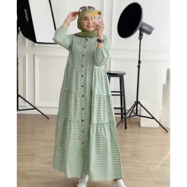Baju muslim gamis model / motif salur terbaru murah fashion wanita remaja tren kekinian aquila semid