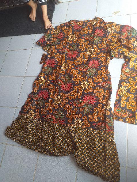 Couple Batik Gamis Sogan Sania Ruffle Syari