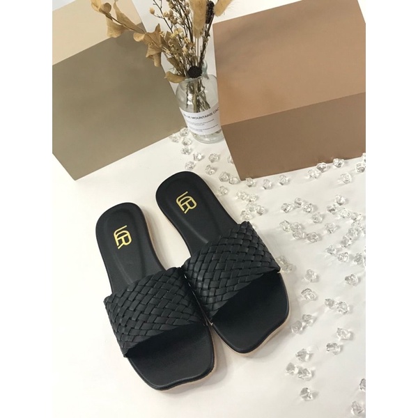 Sandal Slop Motif Anyaman Import LCR 2135-1 dan 2135-3-Hitam 2135-3