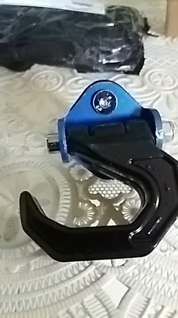 Gantungan Barang / Hook Barang Model Lipat / Kait Motor Matic Model Cakar