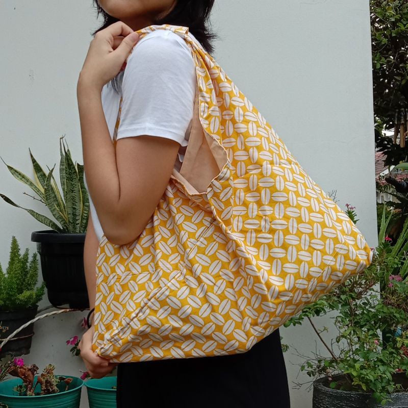 Tas kain batik kuning