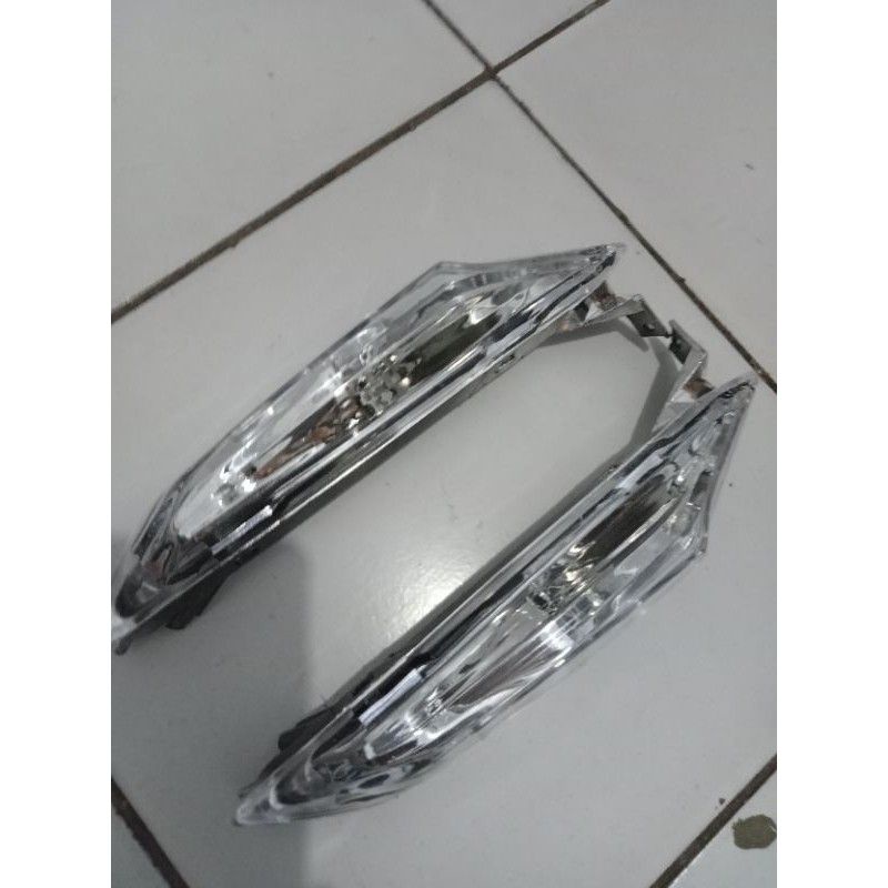 LAMPU SEN DEPAN HONDA VARIO 125 OLD