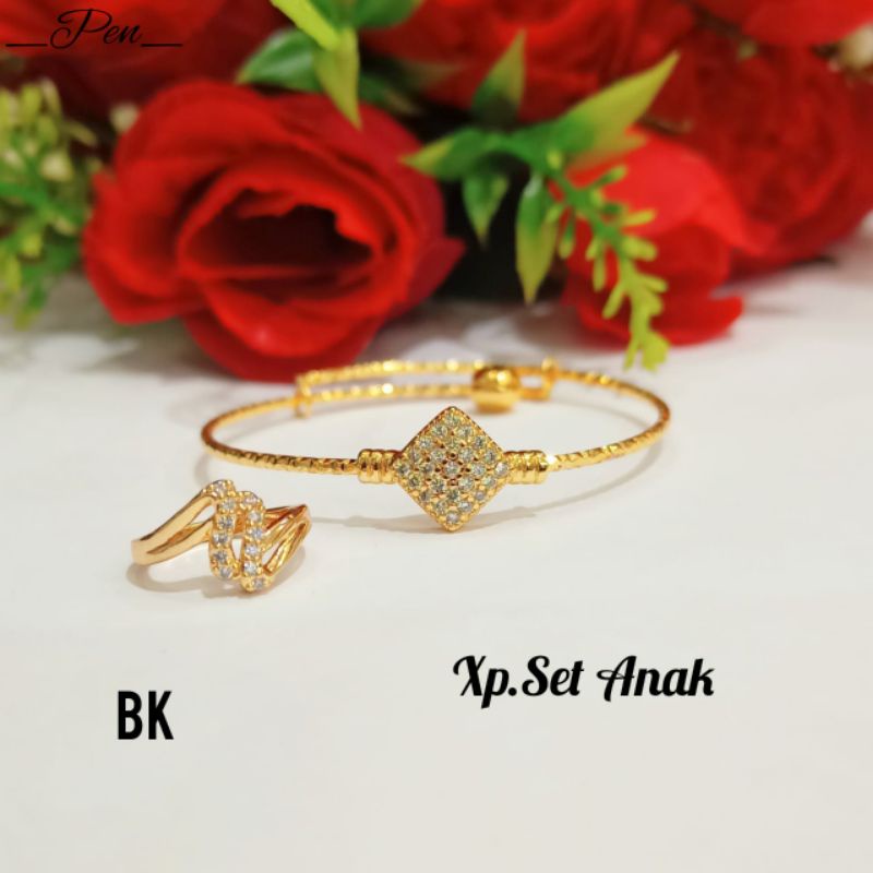 Gelang Anak Free Cincin permata varian warna Gold,tidak karat *COD*