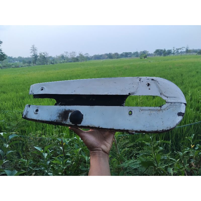 ketengkas tutup rante yamaha v75 v80 sdx robot exselent original