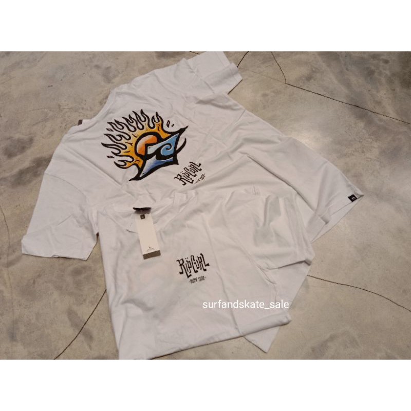 Kaos Pria Rip Curl PriaMotif Artwork Logo