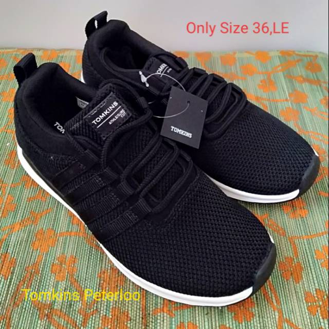 Sepatu Tomkins Peterloo, Limited Edition, only size 36