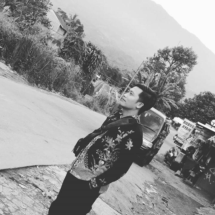 dick_late86