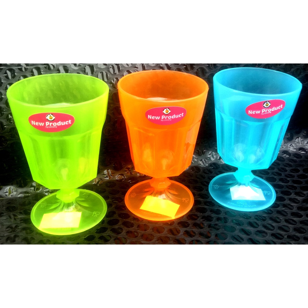 New Gelas Es Krim > Gelas Anggur > Gelas Warna Berqualitas