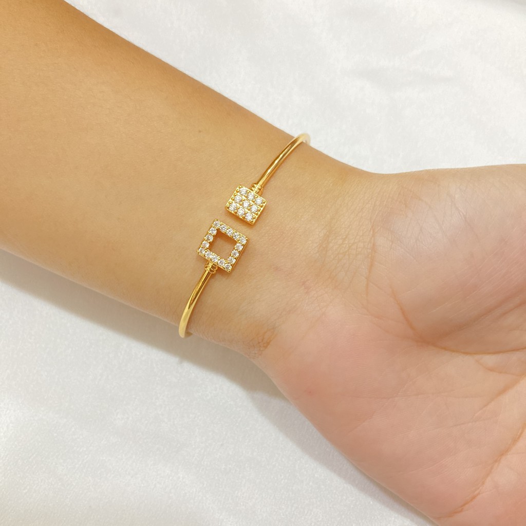 Gelang Cuff Permata Simple Elegant Style Lapis Emas Aksesoris Fashion Wanita GLE79