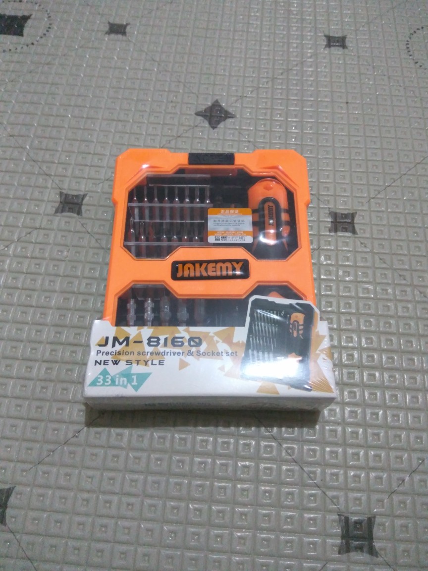 Jakemy 33 In 1 Obeng Set Handphone Jm-8160 For Computer Original
