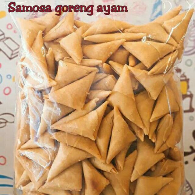 

( 500 gram ) Samosa Kering rasa Ayam kemasan 500gram