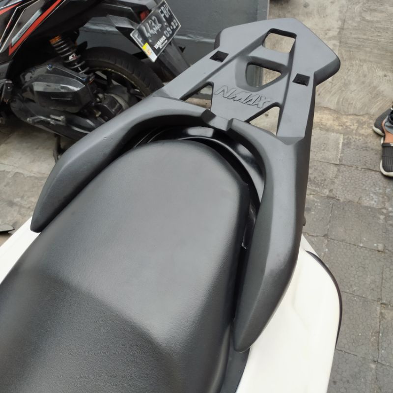 BREKET BOX NEW NMAX 2020 - 2022 BRACKET TOP BOX NMAX NEW 2020