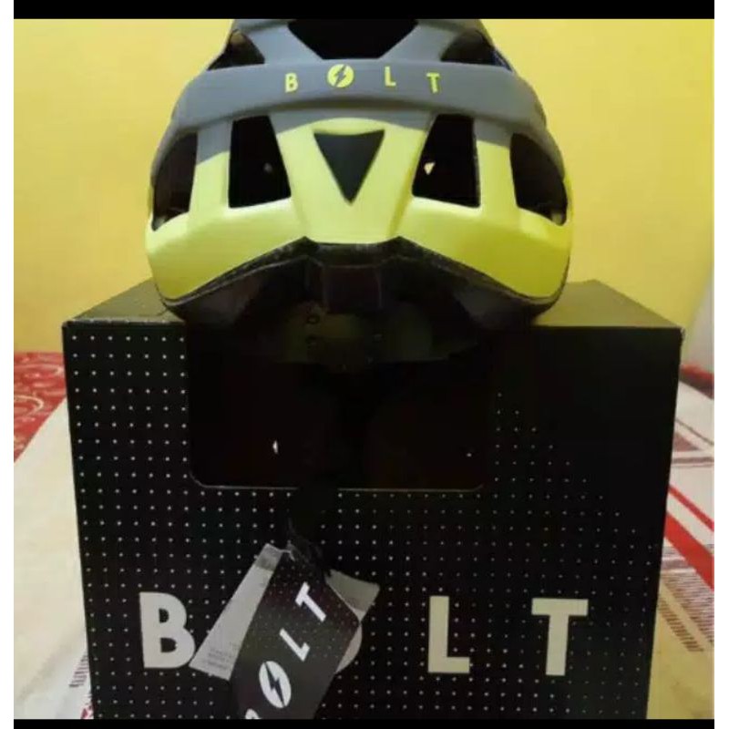 helm sepeda gunung original untuk sepeda Polygon bolt original untuk sepeda anda