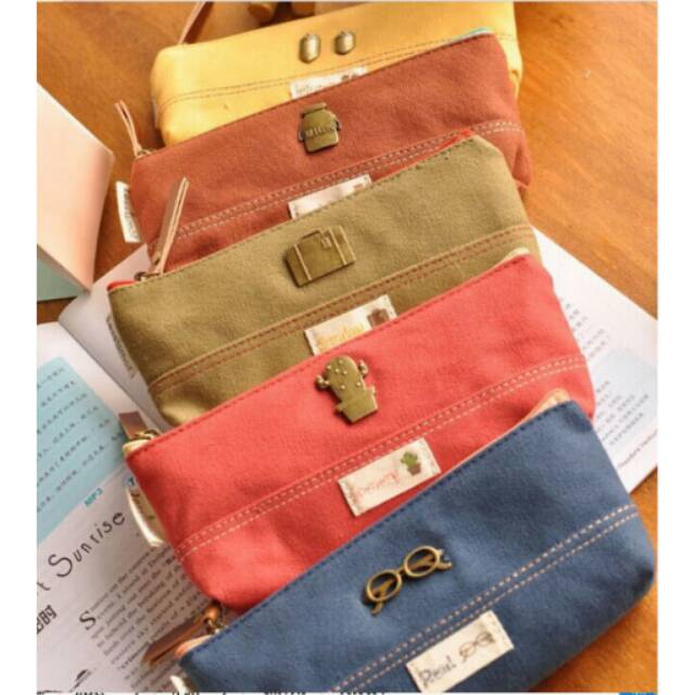 

Tempat Pensil Bahan Kain Warna Polos