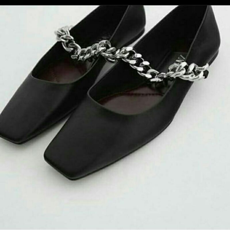 ZARA Flat shoes