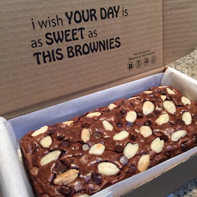 

Brownies Kacang Kenari Chocochips