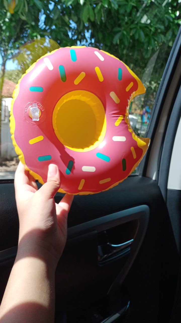 Cup Holder Float Donat Pink Pelampung Gelas Pelampung Minum Ban Gelas