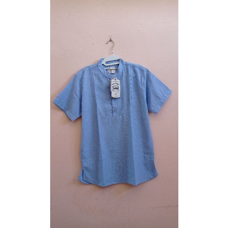 kemeja biru jimmy Martin