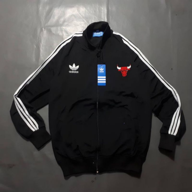 Jaket Tracktop Adidas X Chicago bulls