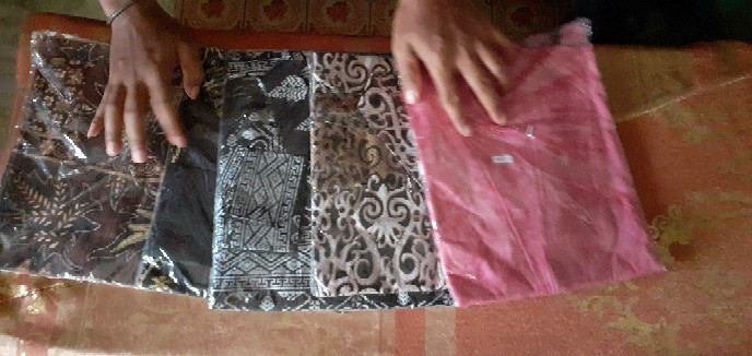 Kemeja Batik Pria Lengan Pendek Motif Daun Jati