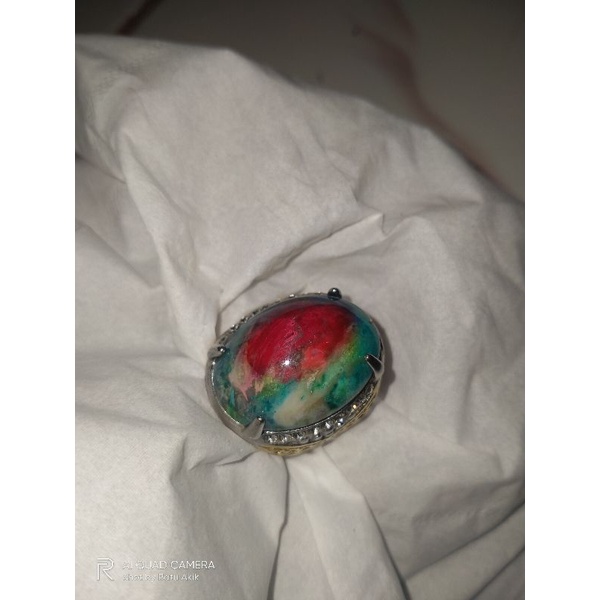 Batu akik pancawarna motif gambar