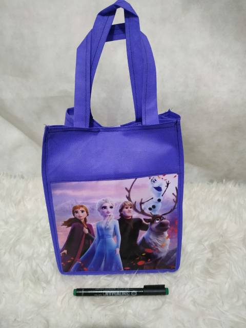 TAS SPUNBOND NK Frozen  Goodie bag ulang tahun anak Souvenir MURAH